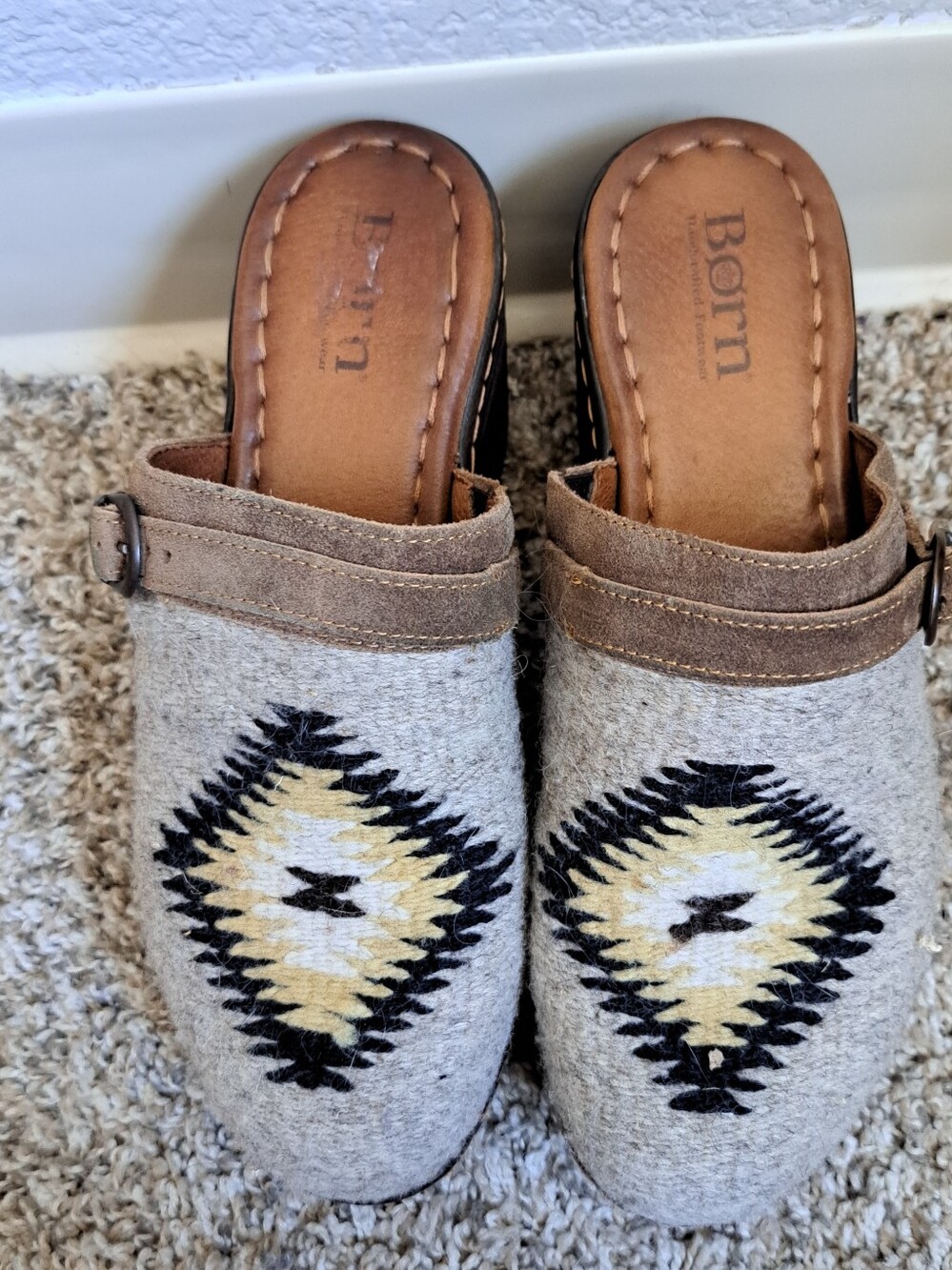 Born Western Boho Taupe Blanket Combo Print Carmen Clogs Leather Size 8 - Picture 2 of 11